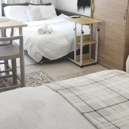 Starcentral, Seaside, Cosy And Lovely