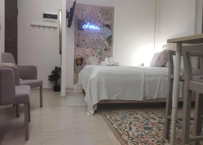 Starcentral, Seaside, Cosy And Lovely